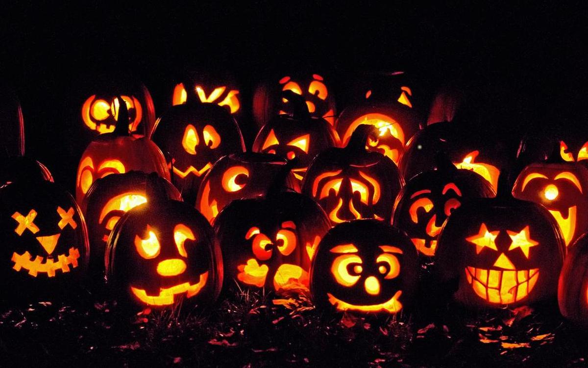 Glow: The Magic of Nature, featuring hundreds of carved pumpkins, will be Oct. 19-20 at Powell Gardens.