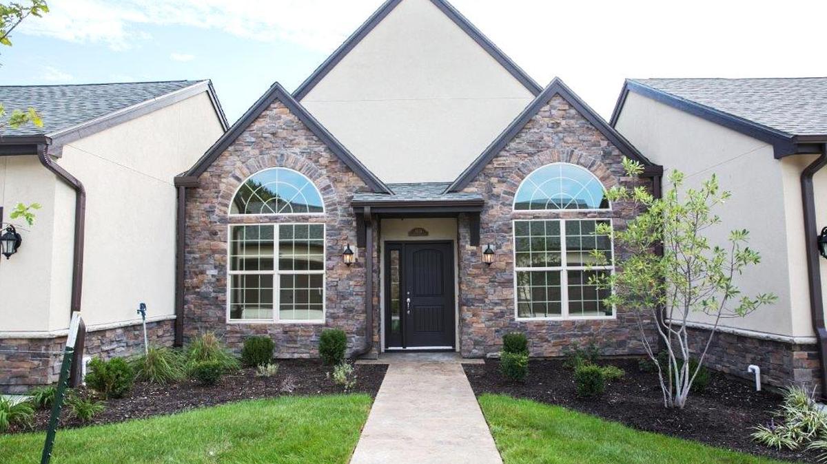Rodrock Development’s Cottages at Woodridge has been in such demand that, for a time, there's been nothing for sale in the community. That’s about to change, as the favorite Middleshire is due to be completed in the spring of 2018.