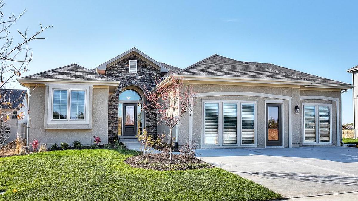 Alexander Creek, located in Raymore, offers maintenance-provided villa homes for residents 55 years and older. Prices range from the lower $200,000s to the mid-$300,000s+.