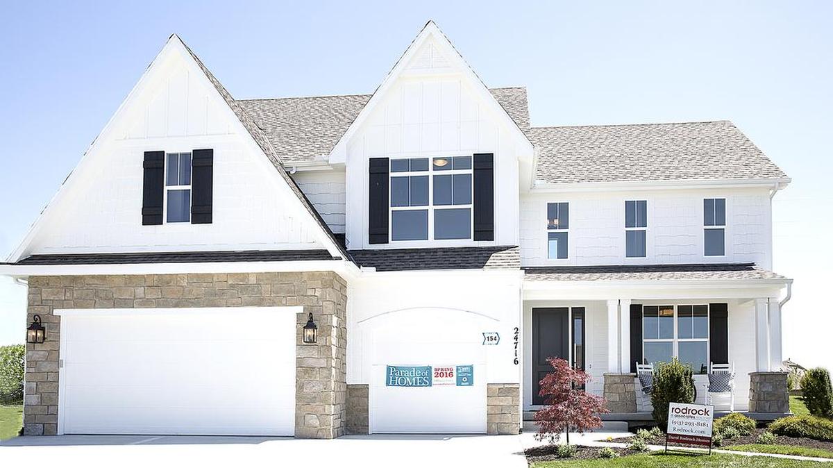 Perfectly situated in Arbor Lake, Darol Rodrock Homes’ Cassidy boasts 5 bedrooms, 4 baths, a kitchen ideal for gatherings, and a master suite with vaulted ceilings and romantic spa-like bath. The floor plan was so popular it was awarded Pick of the Parade First Runner Up in the Fall Parade of Homes.