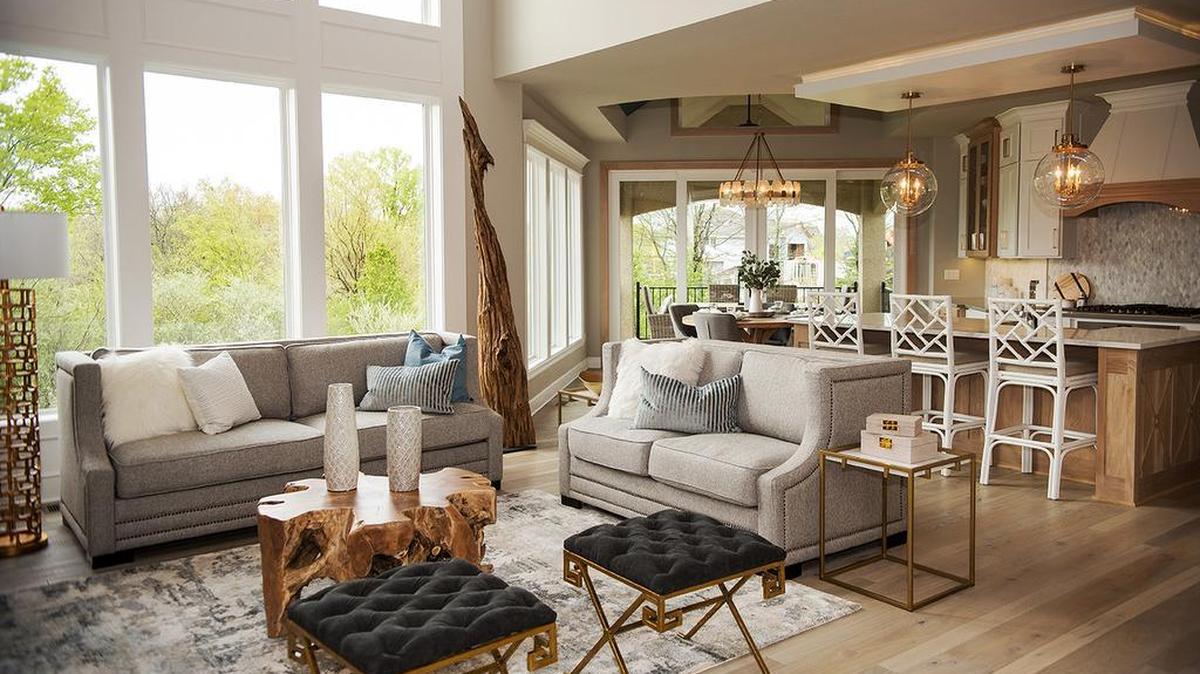 SAB Homes in-house designer, Katie Bishop, wanted the Ravencrest model to have a light and airy coastal aesthetic.