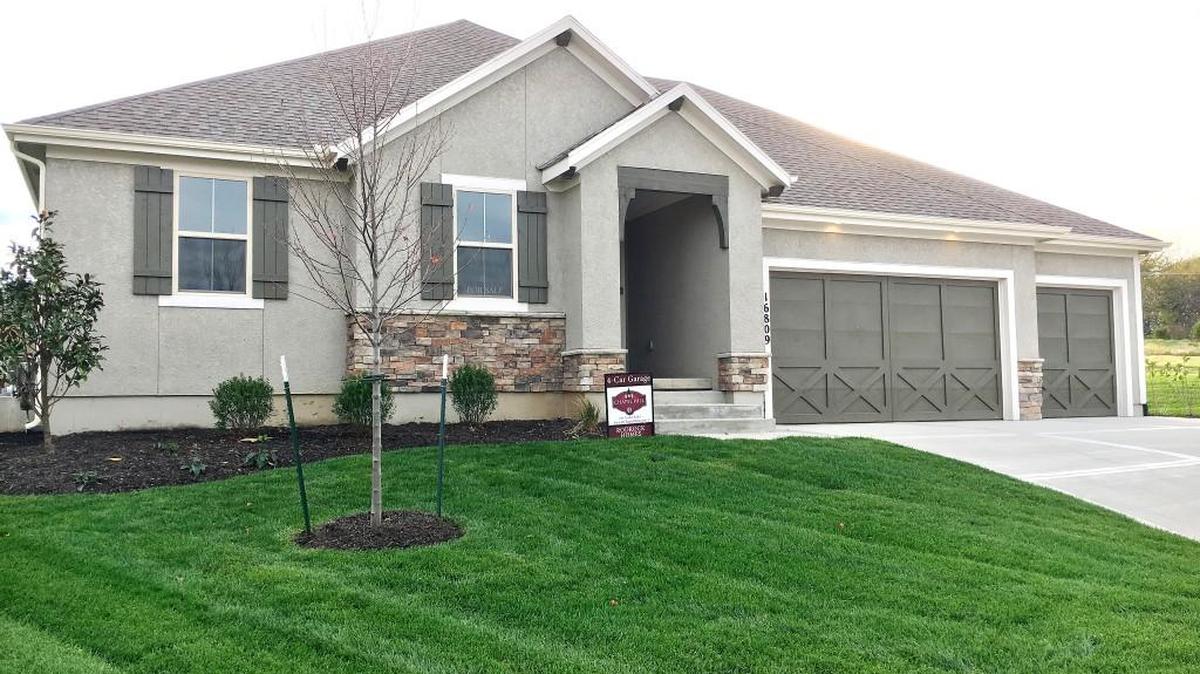 Rodrock Homes’ Augusta ranch reverse, located at 16809 Haskins, offers a 4-car garage, four bedrooms, a covered patio and a cul-de-sac homesite. The home is priced at $468,750 with 30-day delivery.