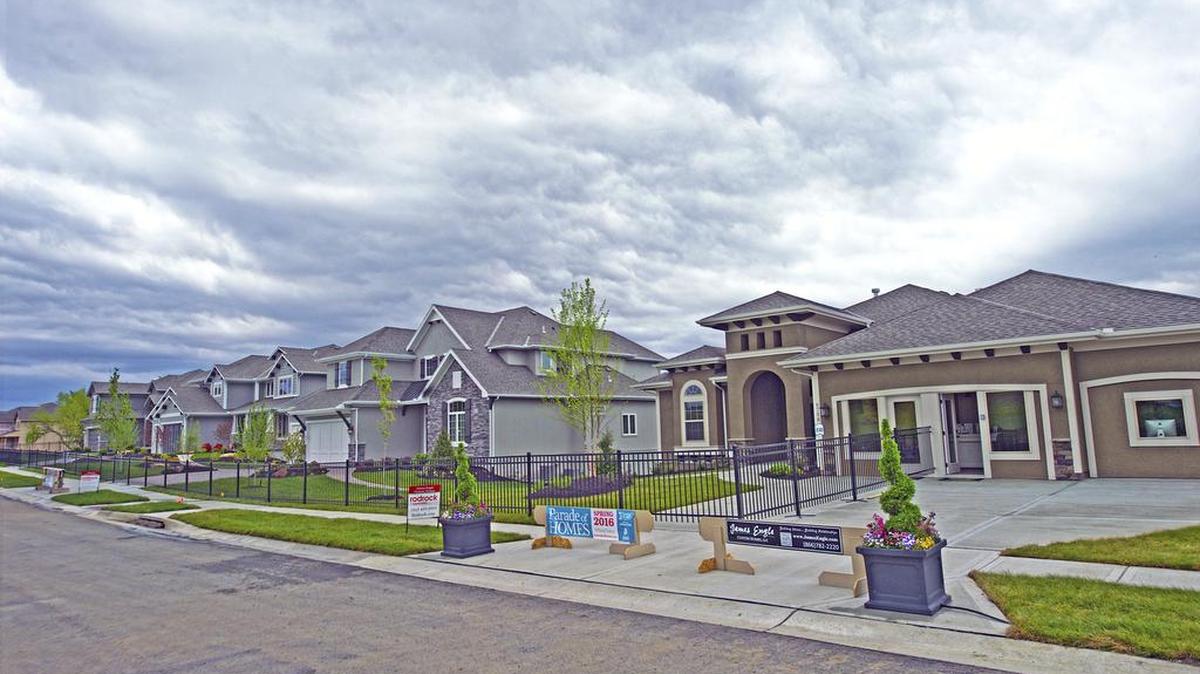 The Greens of Chapel Creek has a show-stopping five homes on the Spring Parade that give Parade goers a tempting taste of all this beautiful community has to offer. Be it two-story, 1.5-story, or reverse-1.5-story abodes, the Greens of Chapel Creek delivers.