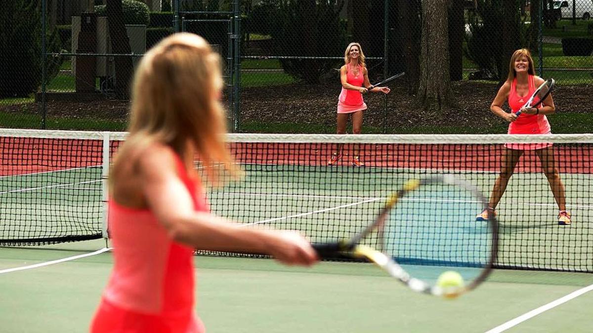 The Loch Lloyd lifestyle immerses residents in an enviable array of resort-style amenities, the heart and soul of which is The Country Club at Loch Lloyd.