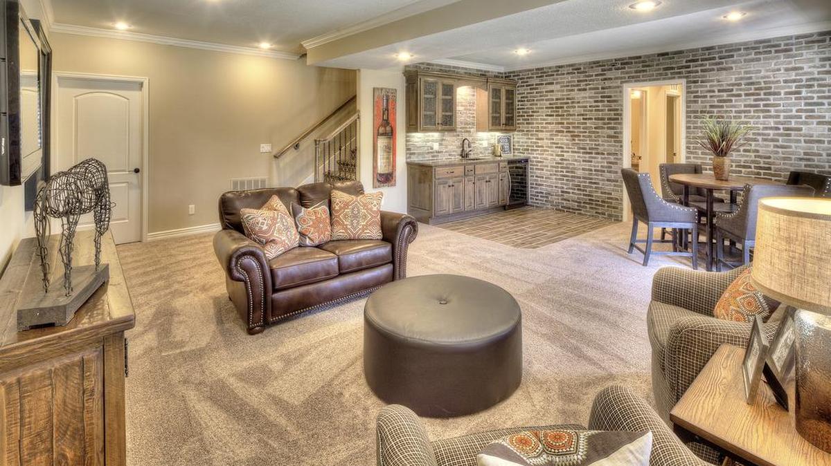 Two homes available for immediate occupancy in the Villas of Parkwood offer finished lower levels.