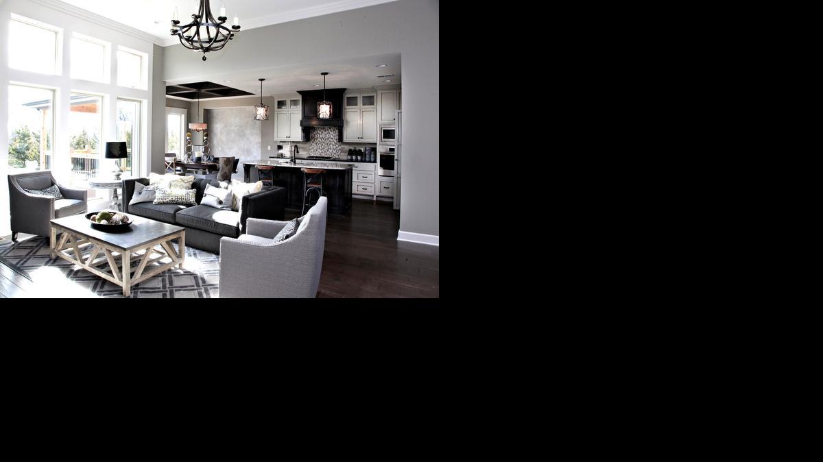 
Canyon Creek will be unveiling its nine new furnished model homes during the Spring Parade of Homes. Some models are complete, furnished and ready for touring.

