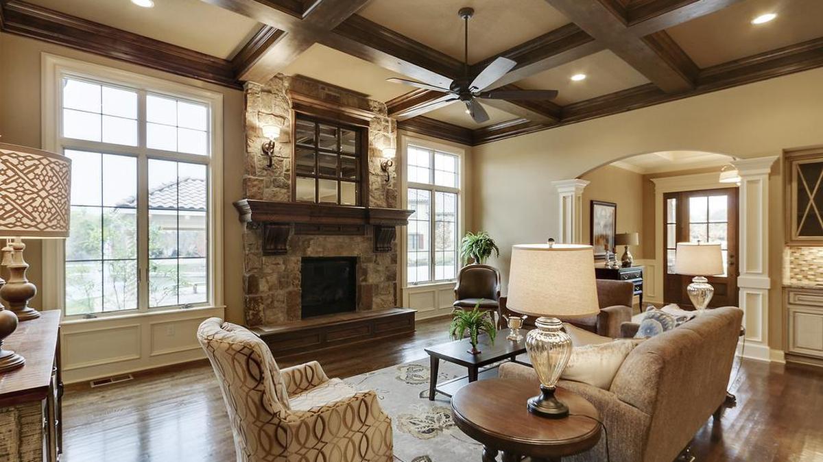 An example of the rich design you will find at Tuscany Piazza.