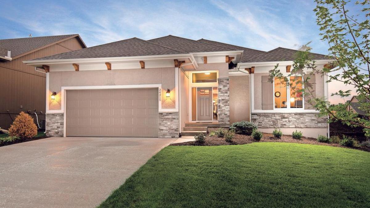 A new phase of homesites is now available at Prairie View at Creekside Woods in Lenexa.