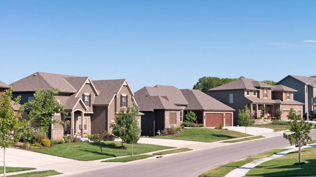 Woodneath Farms is a Hunt Midwest new home community in the Northland. Jenni Mann, director of marketing for Hunt Midwest Residential Development, said, “We have a lot of new, fully furnished model homes for people to see and expect a large turnout for this season’s Parade.”
