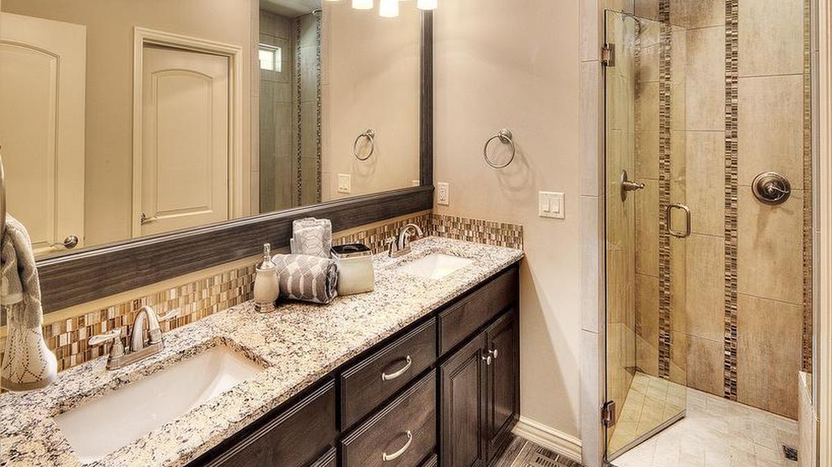 Summit Custom Homes recently opened the second phase of the popular low-maintenance Villas of Parkwood community in Lee’s Summit.