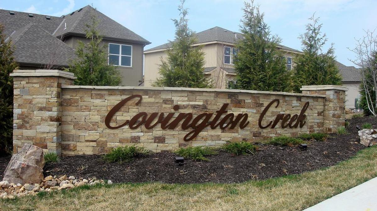 Covington Creek’s convenient location in a growing area offers easy highway access, allowing homeowners to quickly get anywhere in the greater Kansas City area, Lawrence and Topeka.