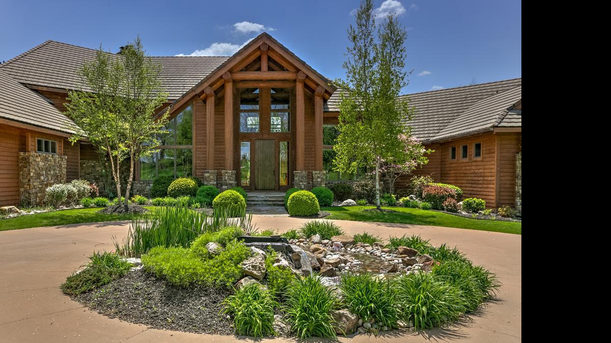 
One of the homes Show-Me Real Estate has listed is this 73-acre estate at 2000 NE 132nd St. in Smithville with five bedrooms, 7
1/2 bathrooms and 10,086 square feet of living space. 
