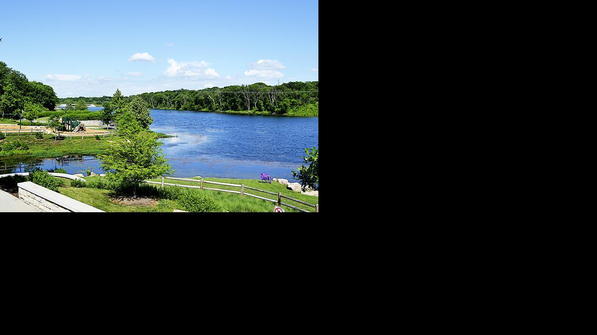
Brampton West residents benefit from Lake Lenexa and Lenexa Park, located one block away. 
