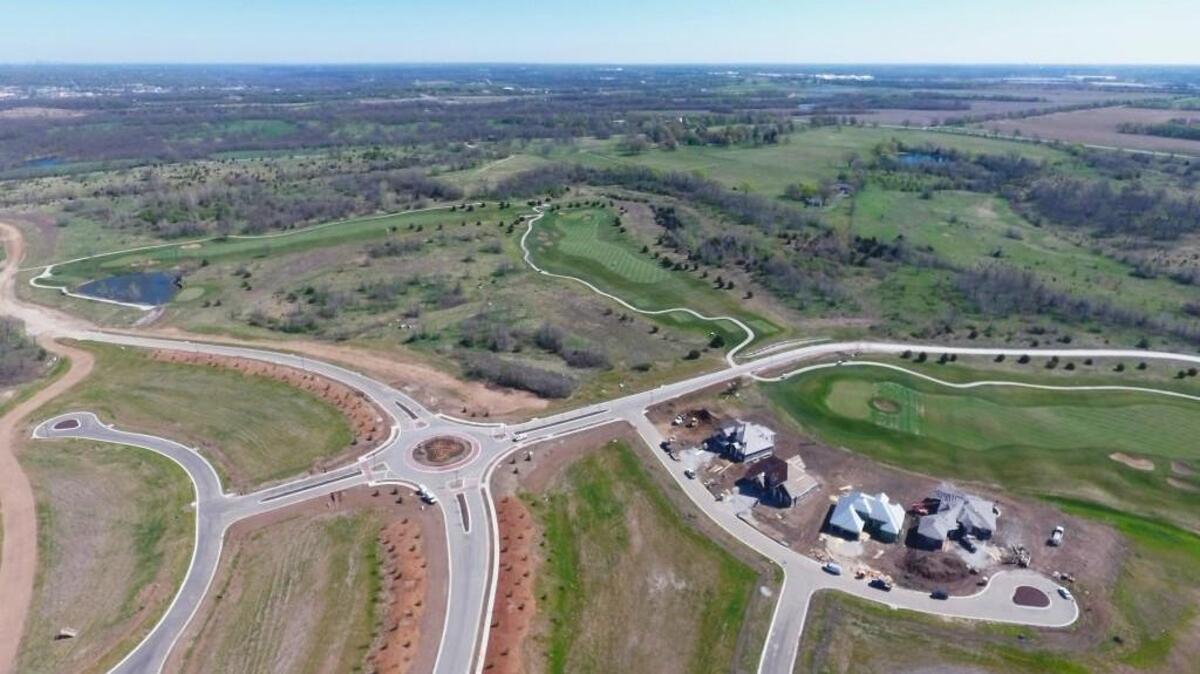 At the Village of Loch Lloyd, homeowners enjoy not only swimming pools and tennis courts, but also a 110-acre lake, walking trails, a state-of-the-art fitness center and the community centerpiece – The Tom Watson Signature Design golf course.