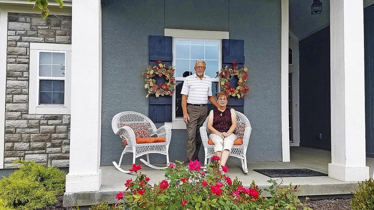 When Bob and Joyce Nottingham found Arbor Lake, they were impressed with the builders within the community. The couple opted for the 1 1/2-story Jameson floor plan by James Engle Custom Homes and couldn’t be happier. “Arbor Lake has the right feel for us,” Bob says. “It’s small enough to provide a community environment. The area feels spacious and open. The neighbors are friendly and welcoming. And it doesn’t have a cookie-cutter feel, thanks to a variety of house styles.”