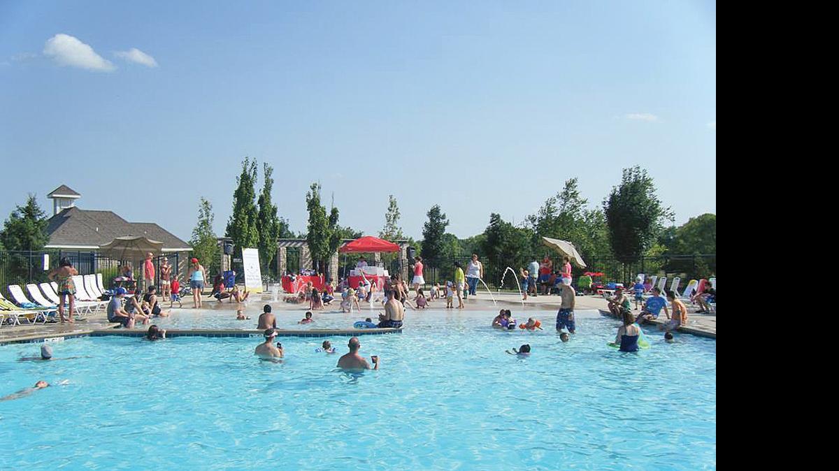 Swimming pools are popular amenities in Rodrock Development communities. Zero-entry pools allow little ones to wade safely into waters just the right depth for their comfort level, while the deeper end is ready for experienced swimmers.