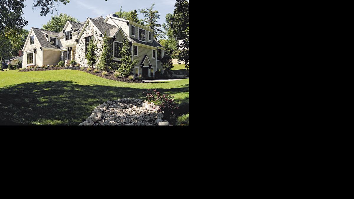 
Larson Building Company works with clients to take empty lots or remove older, decaying homes, and create beautiful, energy-efficient, one-of-a-kind, custom-built homes that meld with the existing landscape.
