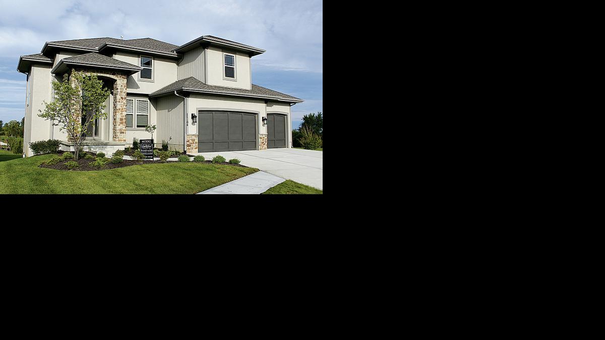 
This is one of several homes from builder Rodrock Homes that are available in the Crossings at Southglen, Cedar Creek’s newest neighborhood.
