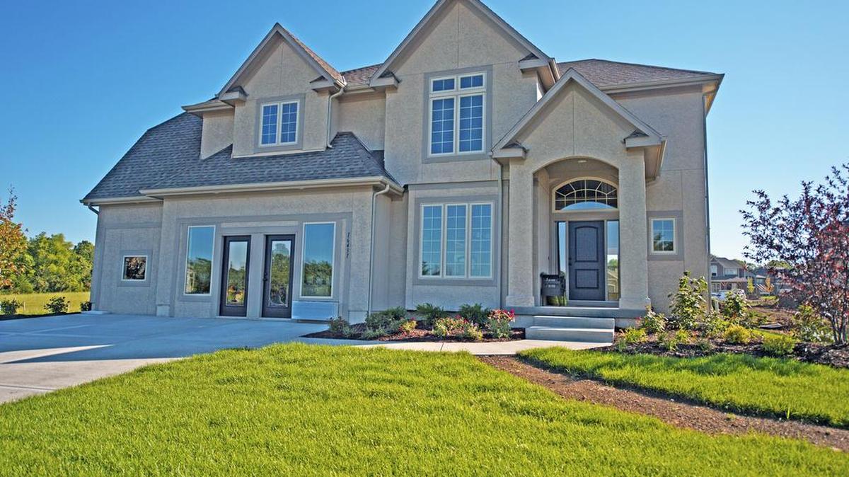 At Rodrock Development’s Stonebridge Park there are an unheard of 15 homes ready or close to being ready for immediate possession.