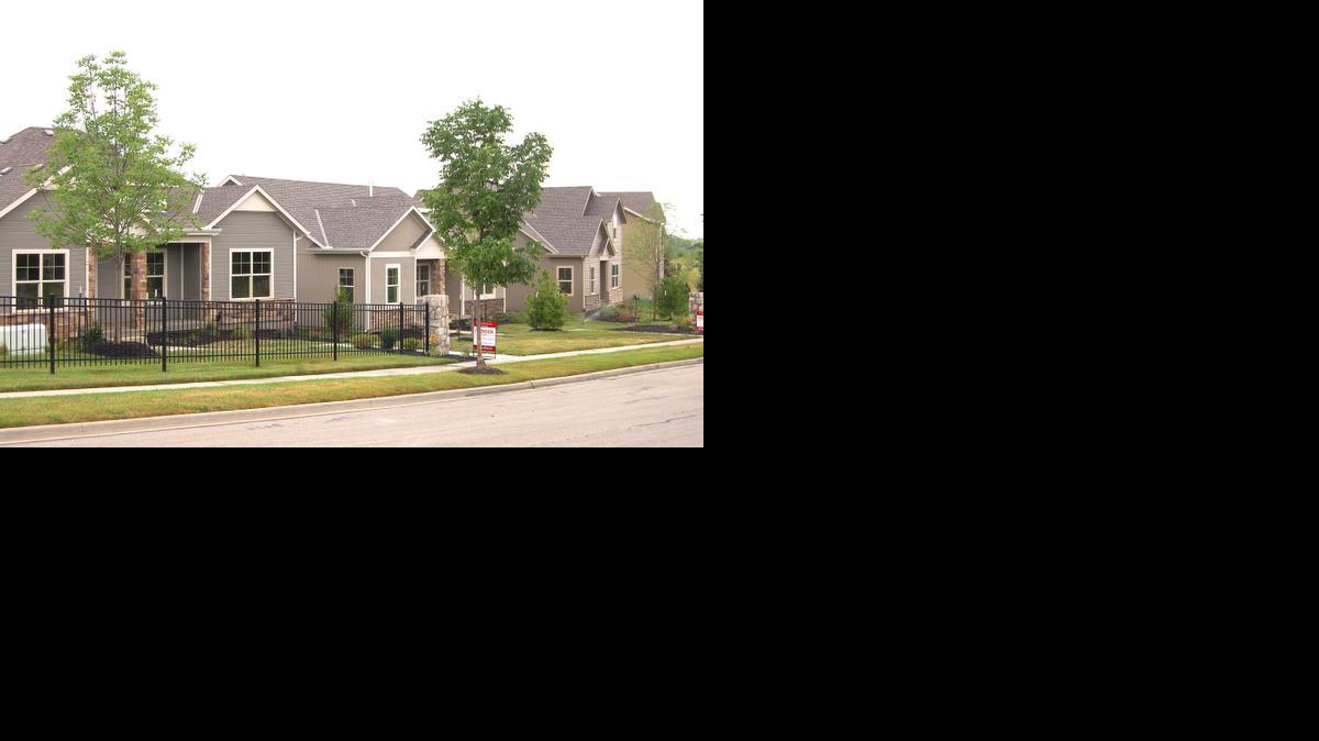 
Stonebridge Village is made up of Carriage Houses, designed by award-winning architects Nearing, Staats, Prelogar and Jones, complete with inviting front porches, rear-entry garages and open floor plans with absolutely no wasted space.
