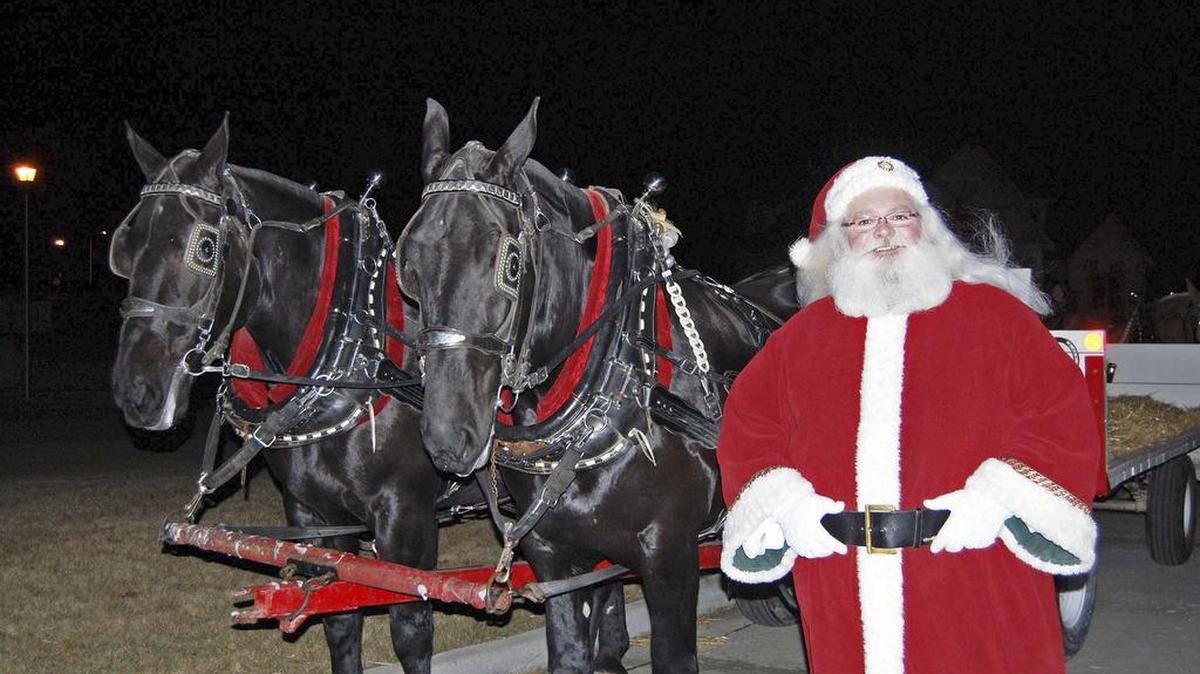 A popular Darol Rodrock Foundation activity is the Christmas event for foster children hosted by Darol Rodrock is an evening with Santa, a hayride, dinner and gifts.
