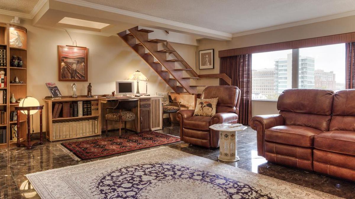 Unit 901 is the only two-level, three-unit combined condominium in Parkway Towers.