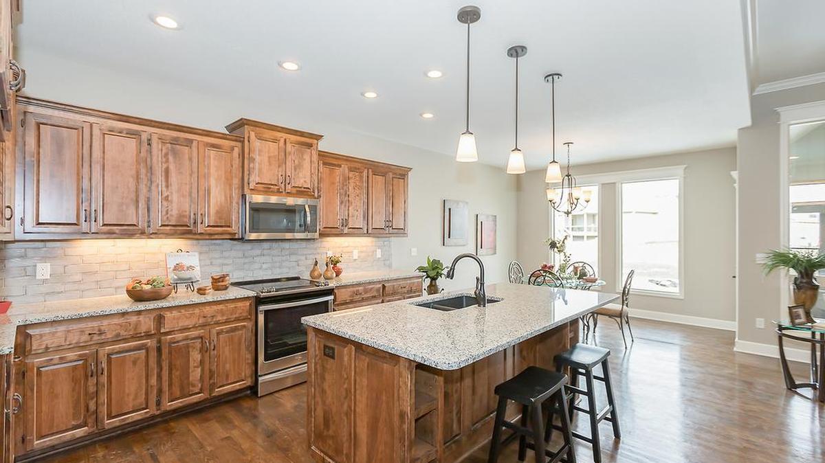 Staley Hills Villas offers a variety of spacious ranch and reverse 1 1/2-story floor plans built by Ernst Brothers Construction and Summit Homes.