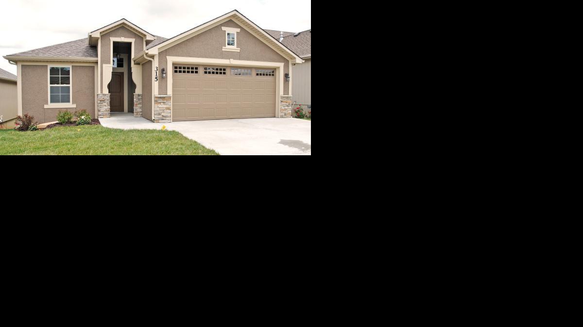 
The Villas of Marimack are maintenance-provided single-family homes starting in the $180,000s. These Villas have many universal design features so owners are able to age in place.
