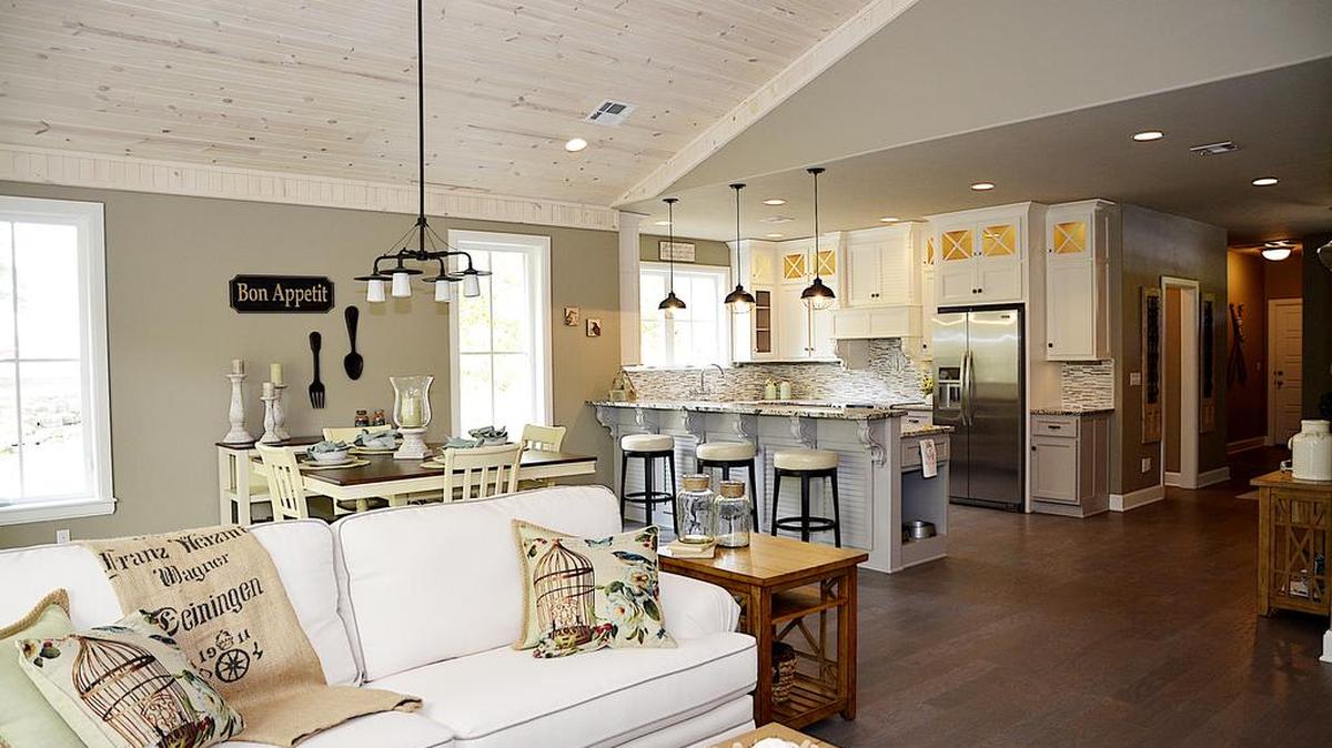
Tera Miranda Shores has three model homes ready for occupancy, ranging in price from $189,900 to $399,900. 
