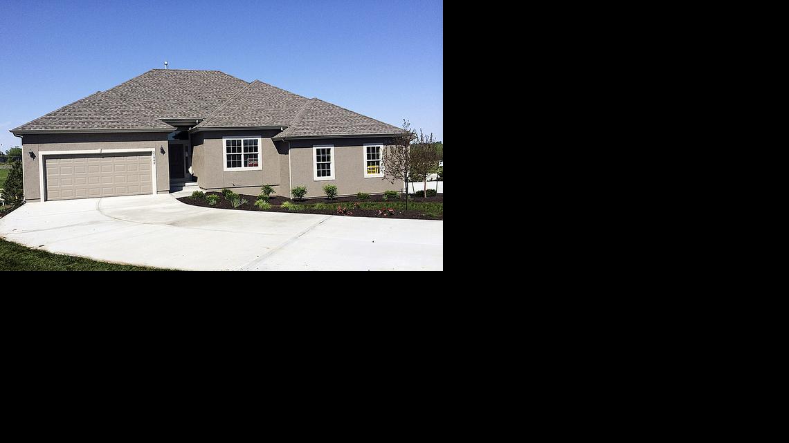 
The Villas of Sunnybrook offers maintenance-provided luxury villa homes priced from the mid $200,000s by leading builders including Calyn Homes and James Engle Custom Homes. 
