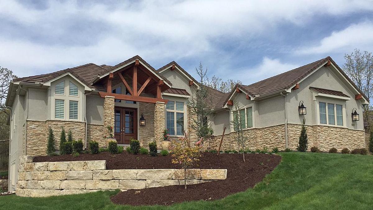 
This Loch Lloyd home by Don Julian Builders is one of four that is open to tour today.
