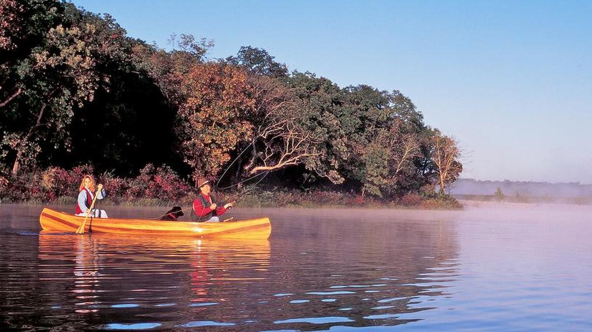 Residents of Cedar Creek can enjoy a sunset canoe and fishing outing on the 65-acre Shadow Lake.