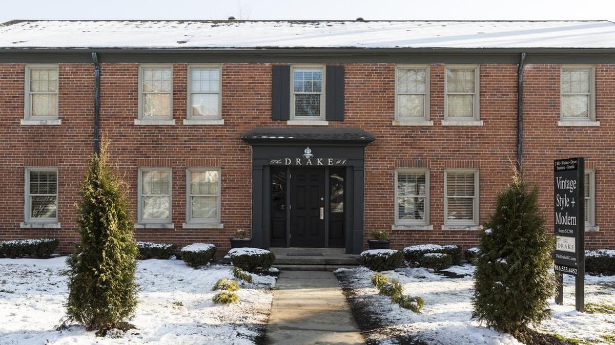 The Drake offers apartment living in a prime location between Westport and the Country Club Plaza.