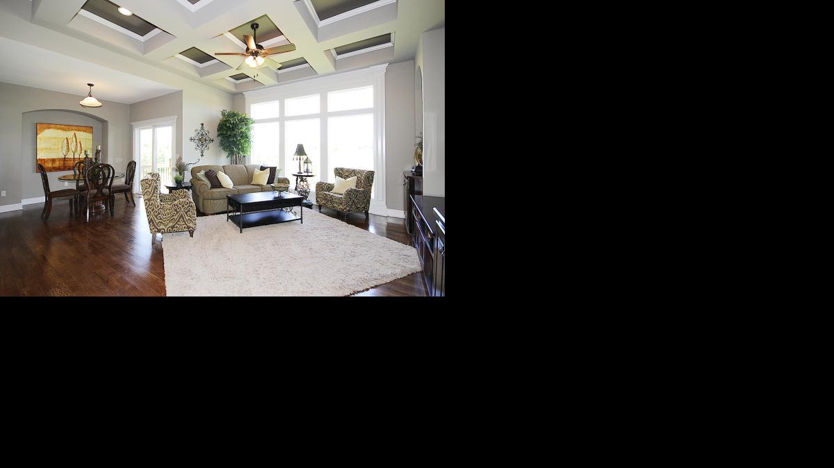 
The Villas of Sunnybrook offers maintenance-provided luxury villa homes priced from the mid $200,000s and combines innovative designs with exceptional quality throughout. 
