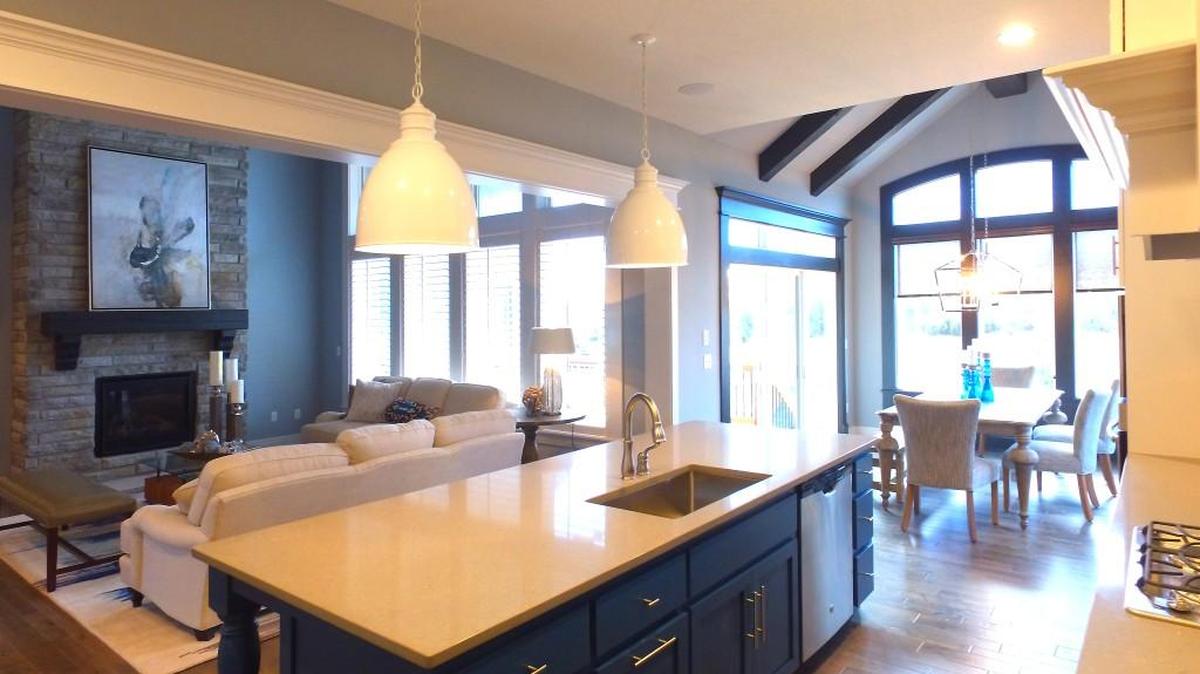 Canyon Creek offers a variety of 1-1/2-story, reverse 1-1/2-story, and two-story floor plans on a multitude of desirable homesites, including treed, lakefront, greenbelt, walkout and daylight lots.