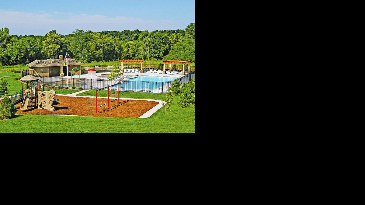 
Amenities at Stonebridge include four swimming pools and various playgrounds, as well as future walking trails that will link the four neighborhoods to all of the amenities.
