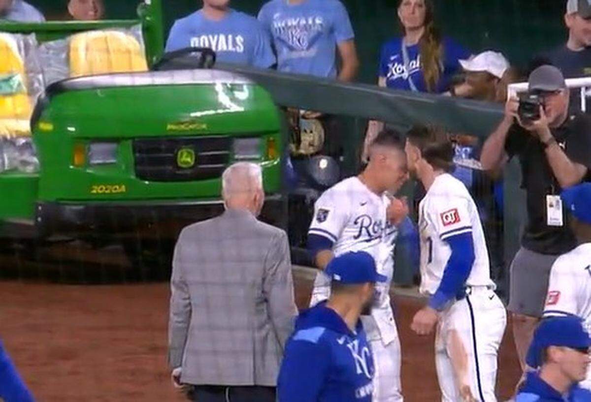 The Royals’ Bobby Witt Jr. wanted to make sure Freddy Fermin thanked fans for sticking around Tuesday night.
