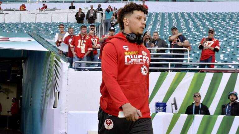 Watch as Chiefs quarterback Patrick Mahomes arrives for Super Bowl LIV