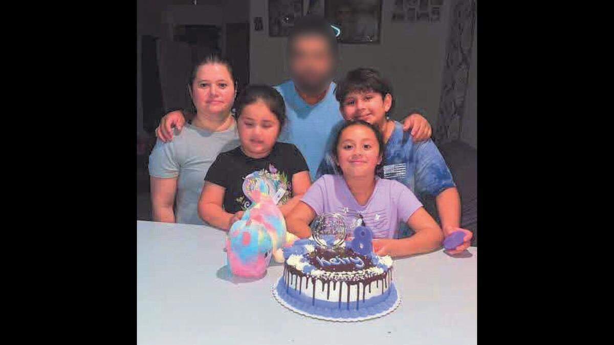 Heidy Cifuentes, at left, with her partner (unnamed and lacking legal immigration status) and their three children, Yeretzi, Kairy and Jeancarlo. Cifuentes was detained by ICE in Kansas City and may soon be deported, despite caring for Yeretzi who has autism and is a U.S. citizen.
