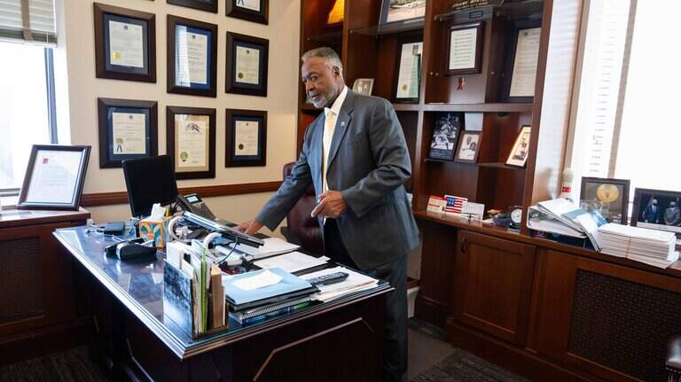 Who’s at fault for Chiefs’ exit? KC, county leaders point fingers at one man