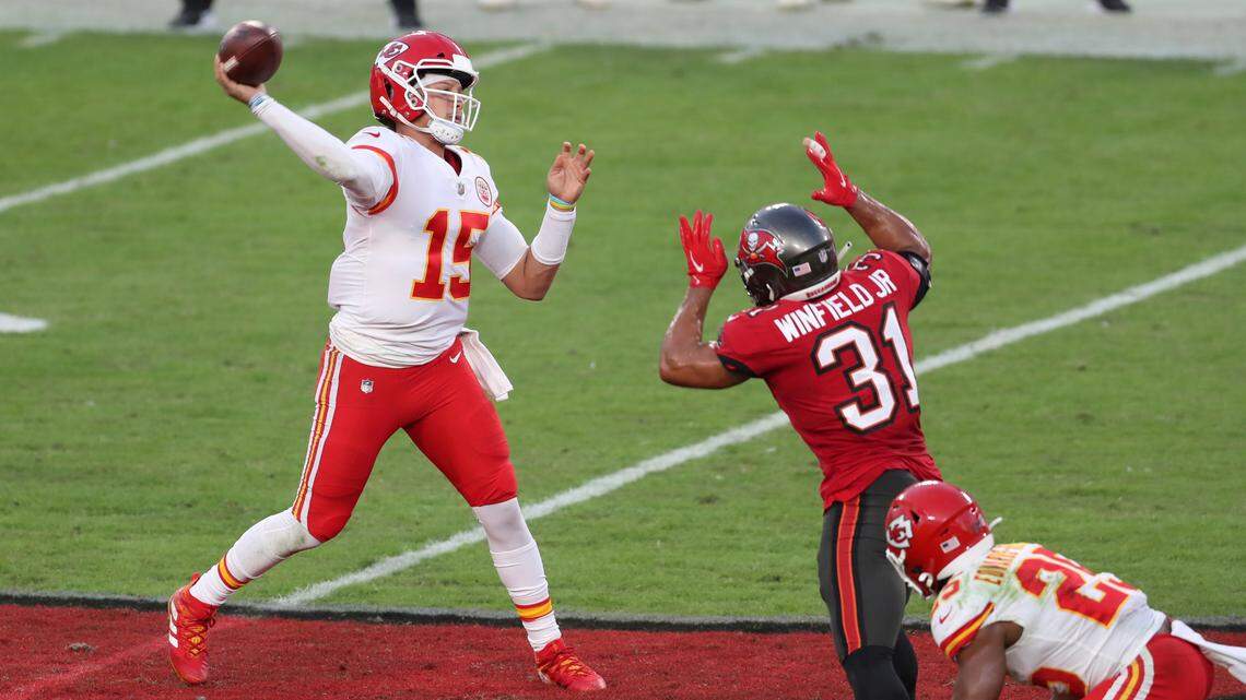 Here’s what the Vegas odds say about the Chiefs-Buccaneers Super Bowl matchup