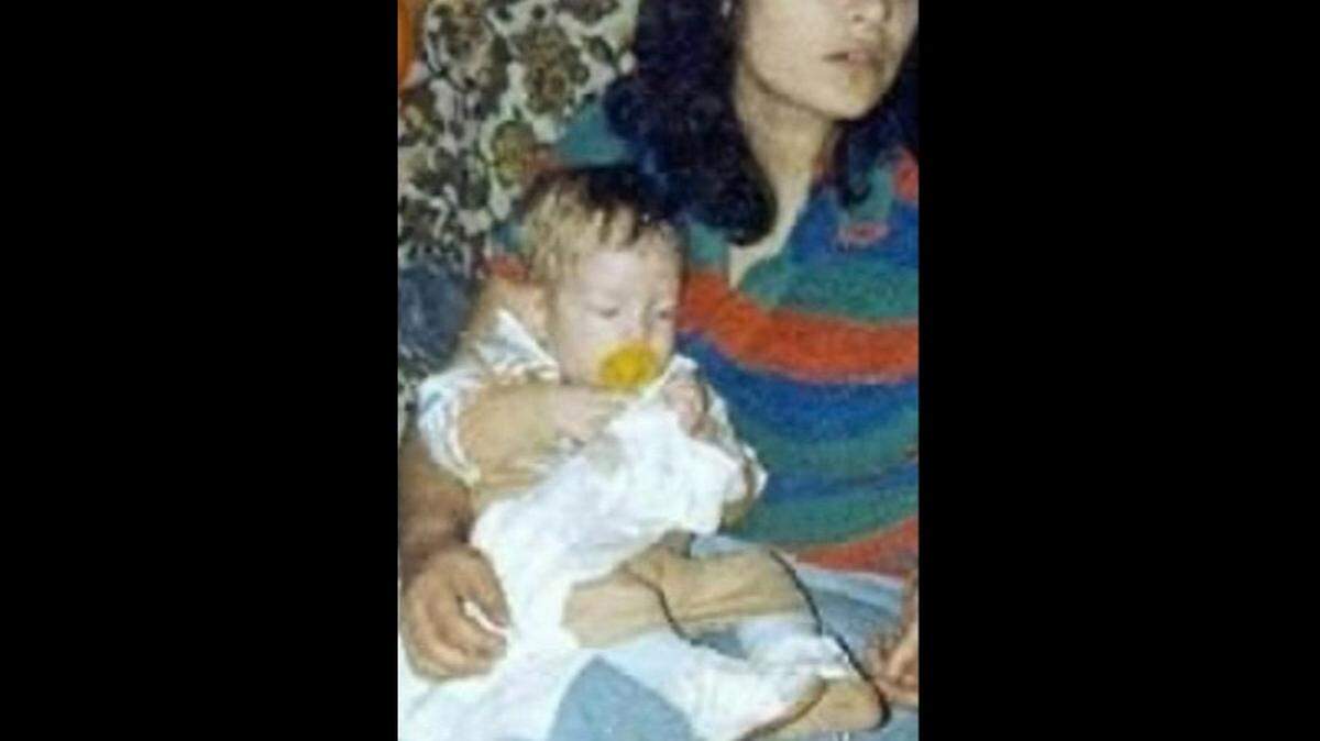 Alissa Keaton witnessed her mother, shown in a photo taken in the early 1980s, try to flee her abusive husband, only to learn that under Missouri law, her mother couldn’t finalize her divorce while pregnant.