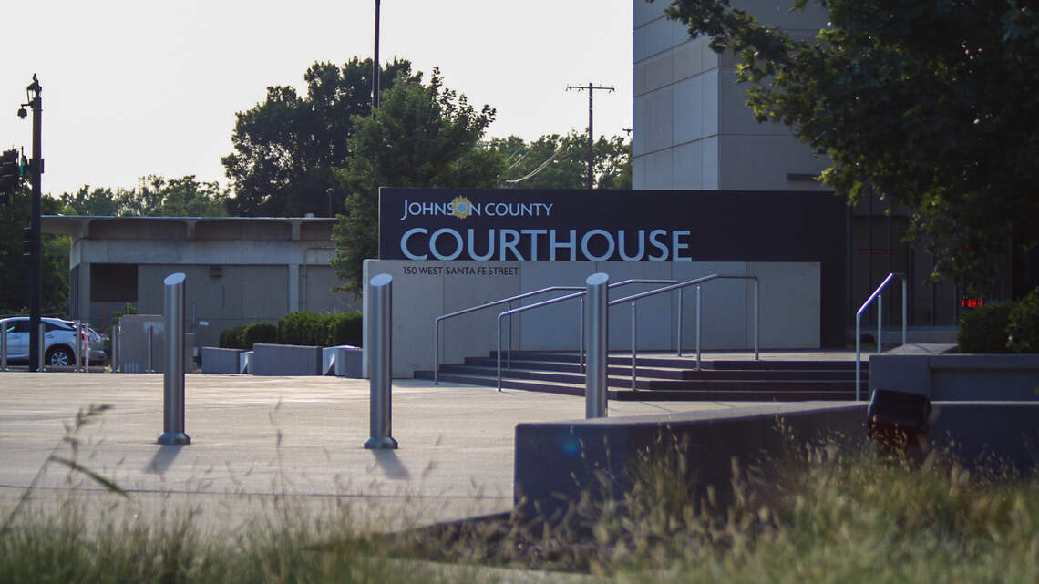 Johnson County sheriff’s deputy arrested and charged with rape, court records show