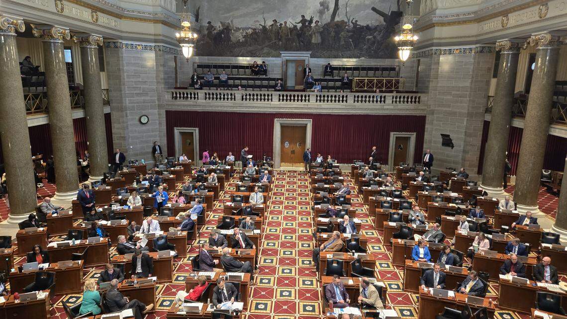 Missouri passes ‘born alive’ bill, rankling both sides of abortion debate