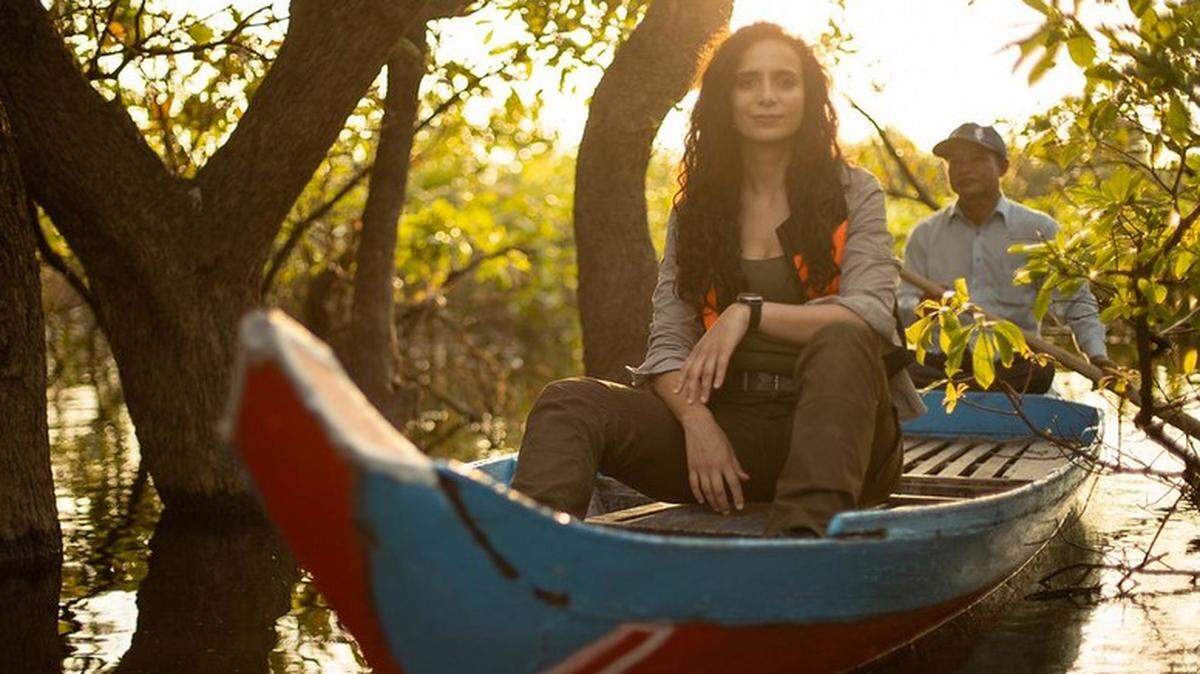 Ella Al-Shamahi, a paleoanthropologist who is a stand-up comic on the side, will appear at the Kauffman Center on Jan. 9 as part of Trailblazing Talks.