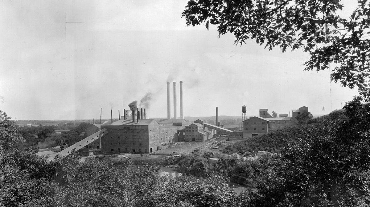 A 1924 view of Portland cement plant in Bonner springs. The Commercial Photo Co.