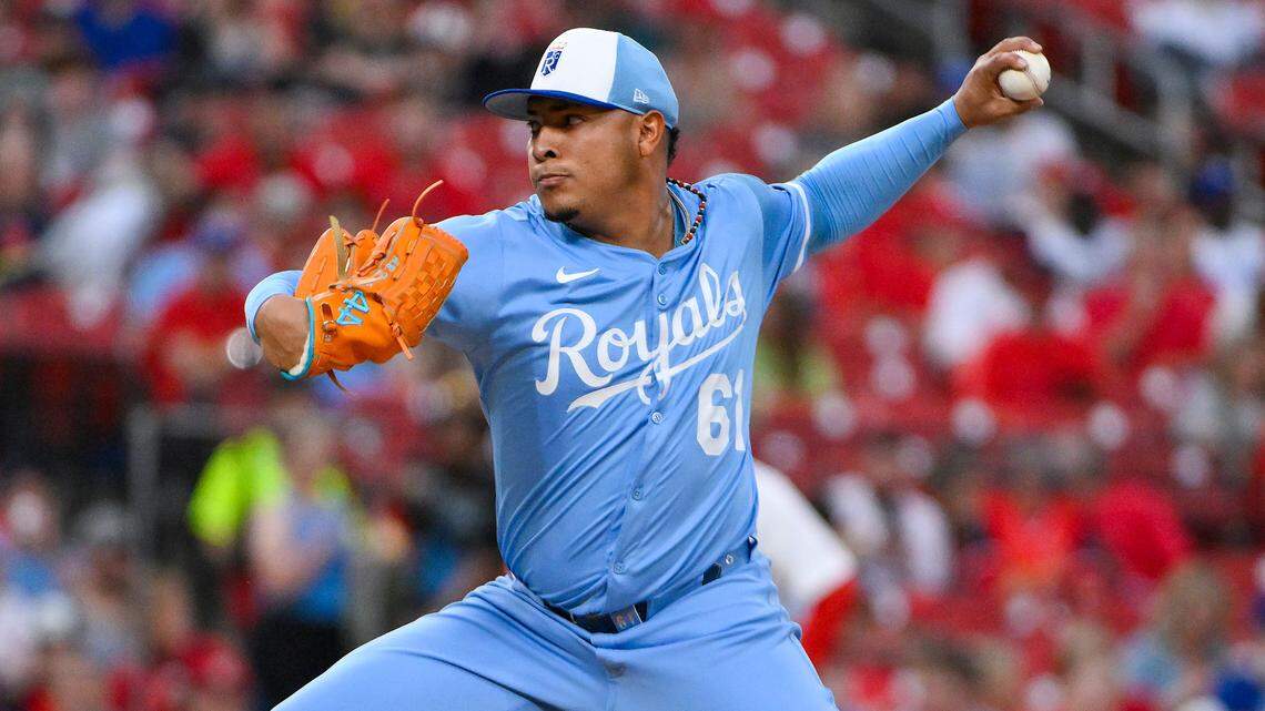 Kansas City Royals relief pitcher Angel Zerpa (61) pitches against the St. Louis Cardinals during the fourth inning at Busch Stadium on Jun 5, 2025 in St. Louis, Missouri, USA. 