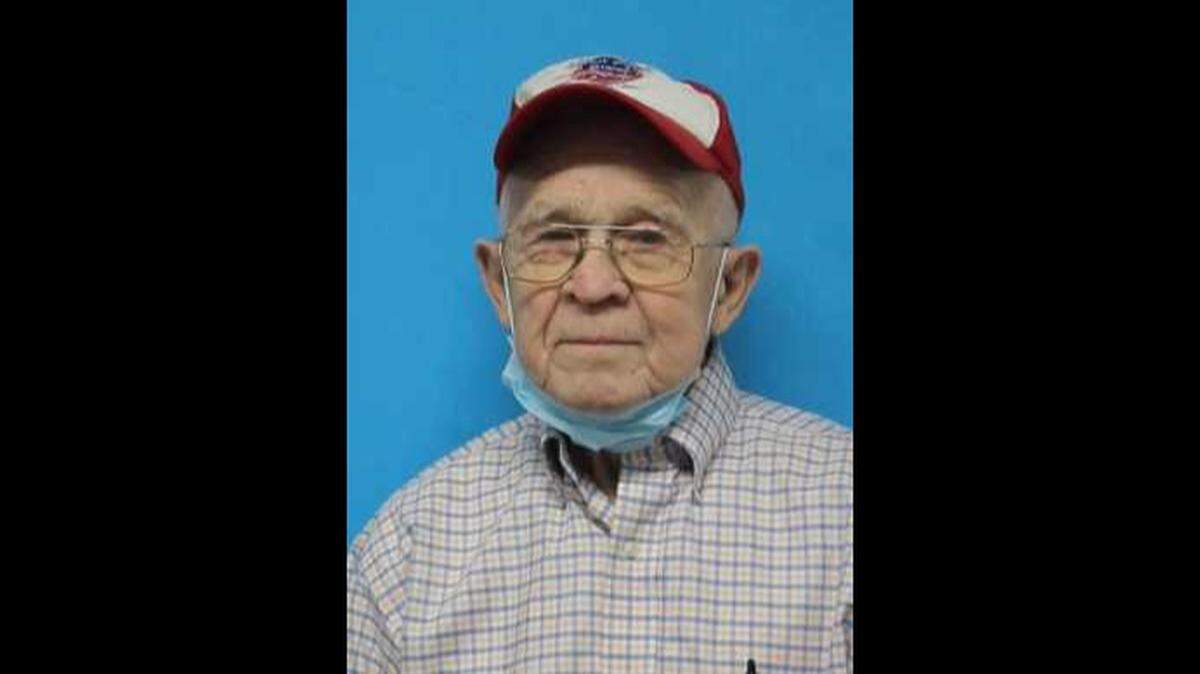 Police are looking for missing and endangered Bobbie Beeks, 90, of Liberty, who left his home in the 1000 block of Sherman Drive around 2 p.m. Tuesday.