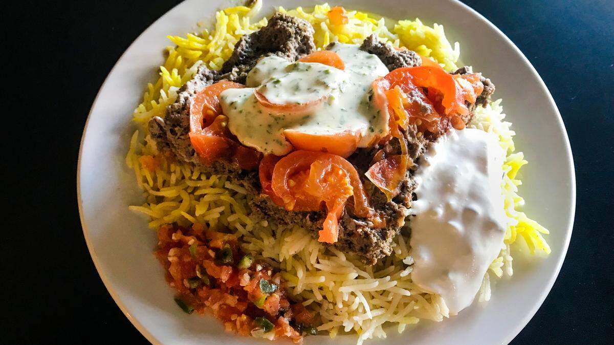 Kefta, a recent Kari’s special, has ground beef and lamb cooked with tomatoes and tahini sauce on rice.