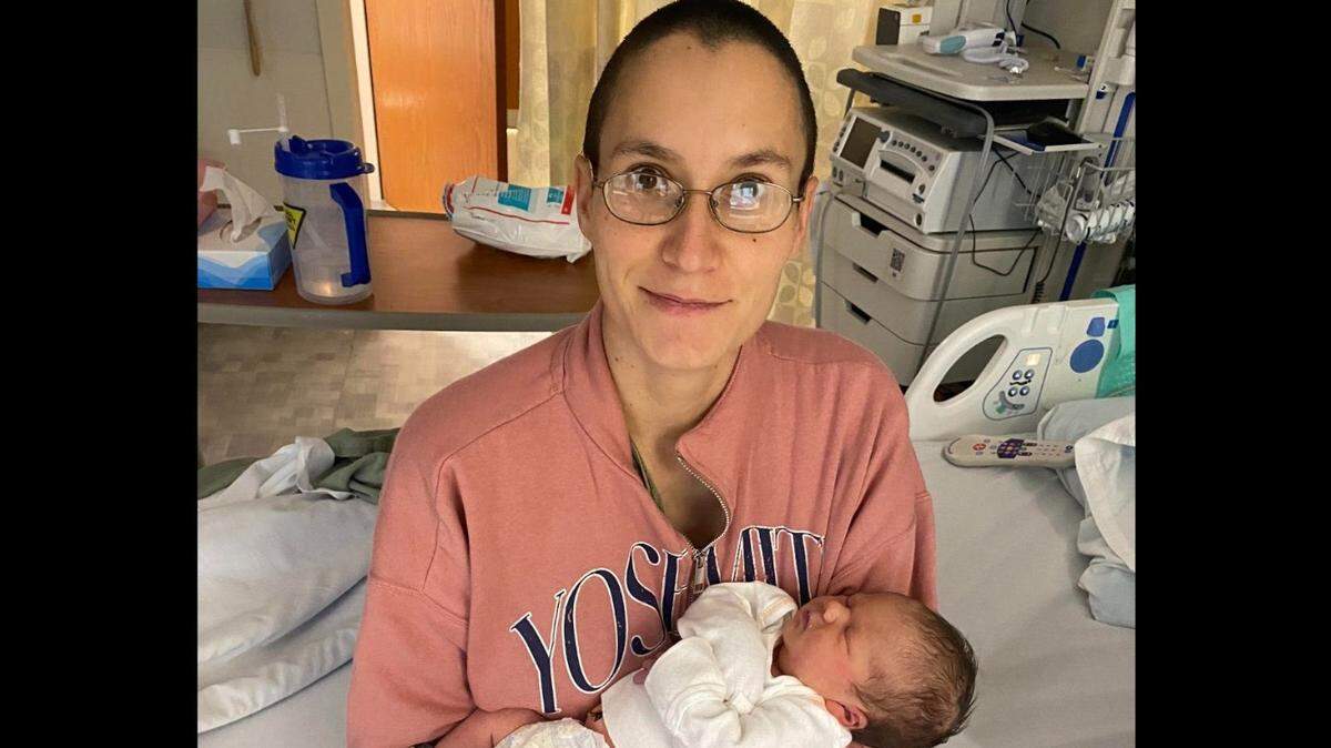 Maria Pike with baby Destinii after her birth